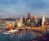 80827  Christmas Tree at the Point